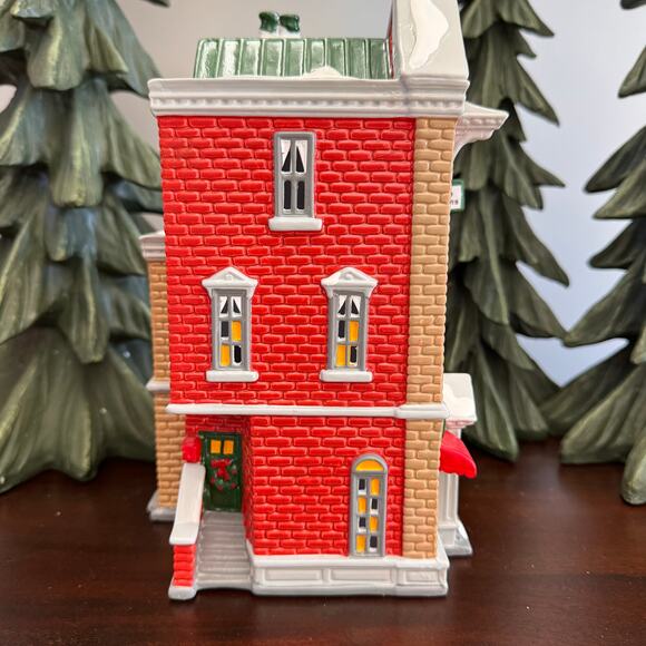 1991 Vintage Snow Village Department 56: “Finklea’s Finery:Costume Shop” - Picture 9 of 16